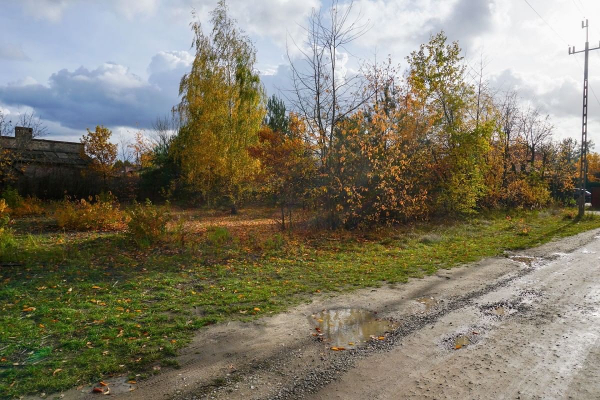 Działka  pokojowe na Sprzedaż