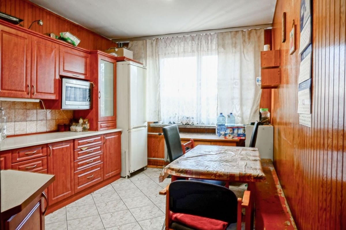 Dom 5 pokojowe na Sprzedaż