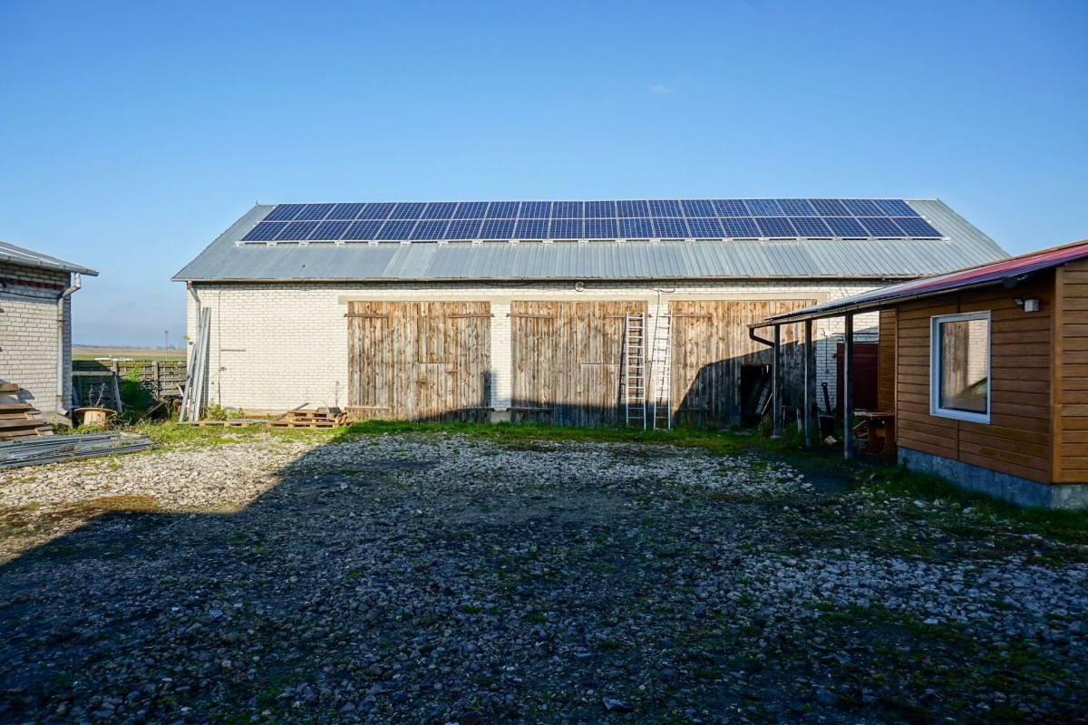 Dom 5 pokojowe na Sprzedaż