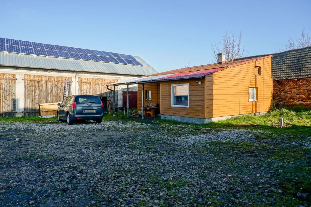 Dom 5 pokojowe na Sprzedaż