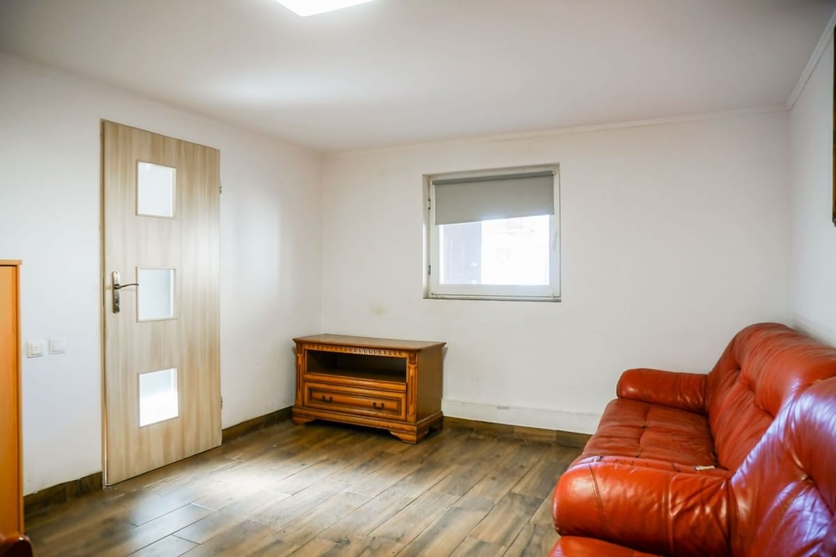 Dom 5 pokojowe na Sprzedaż