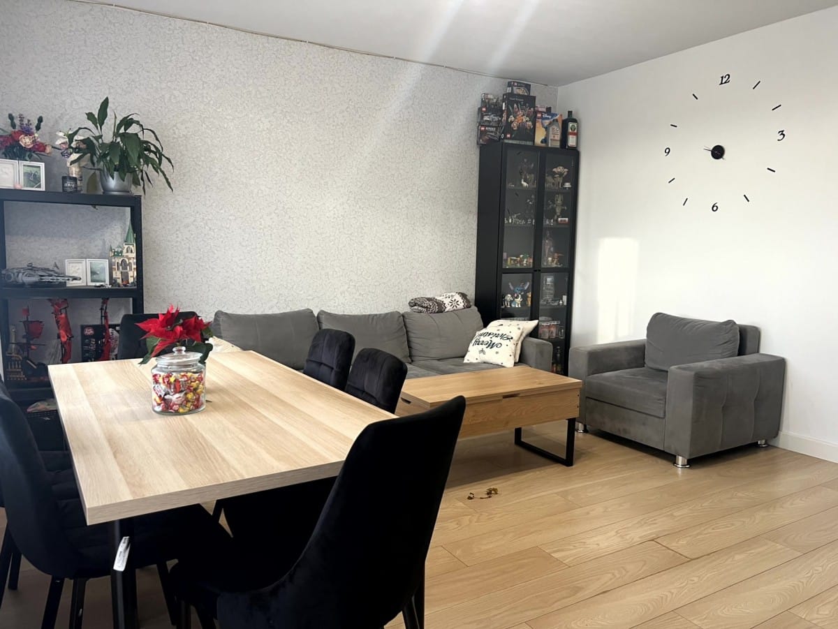 Mieszkanie 3 pokojowe na Sprzedaż