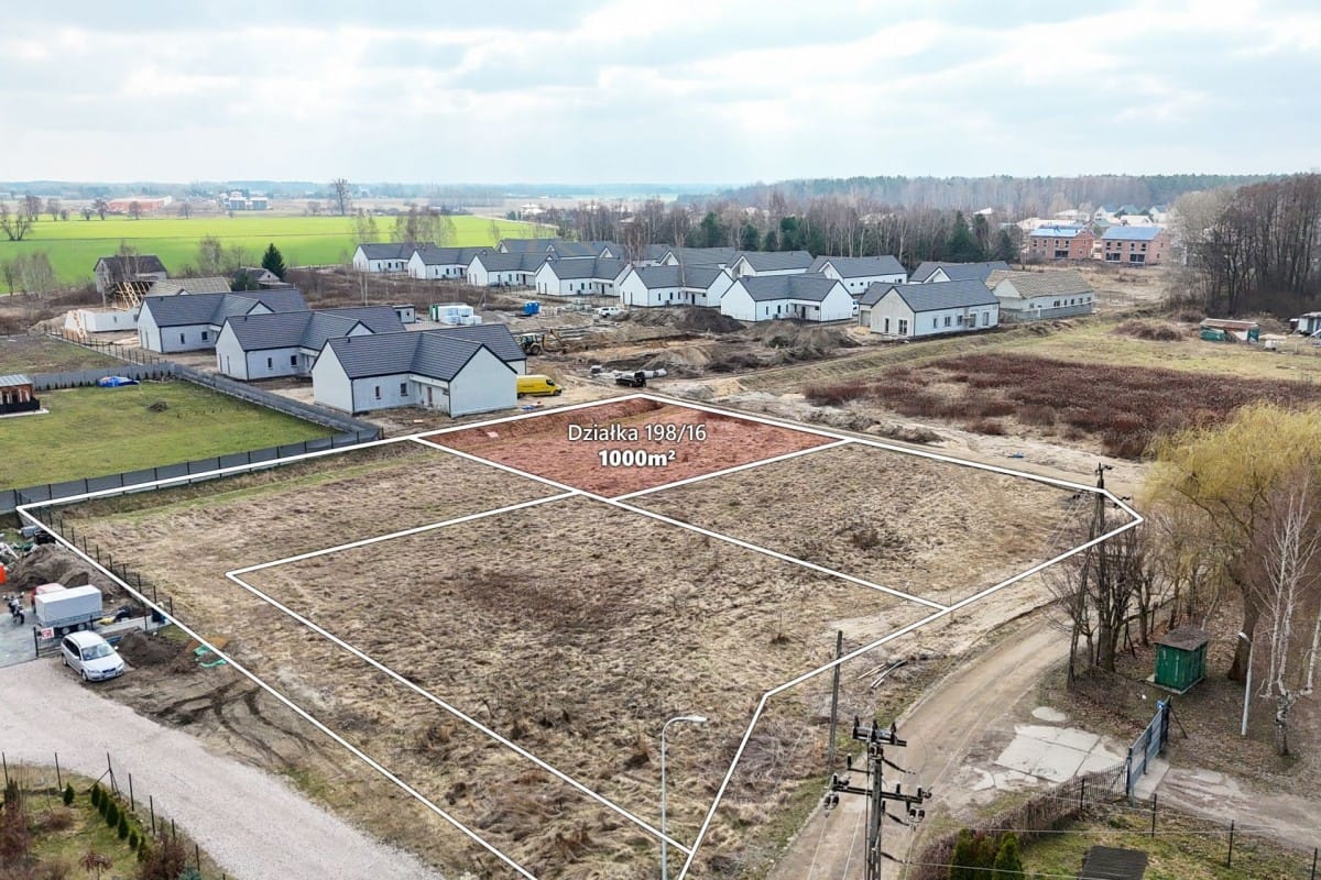 Działka  pokojowe na Sprzedaż