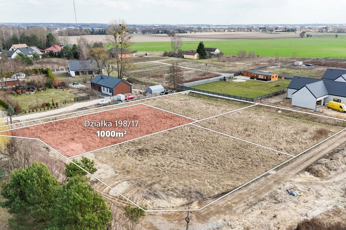 Działka  pokojowe na Sprzedaż