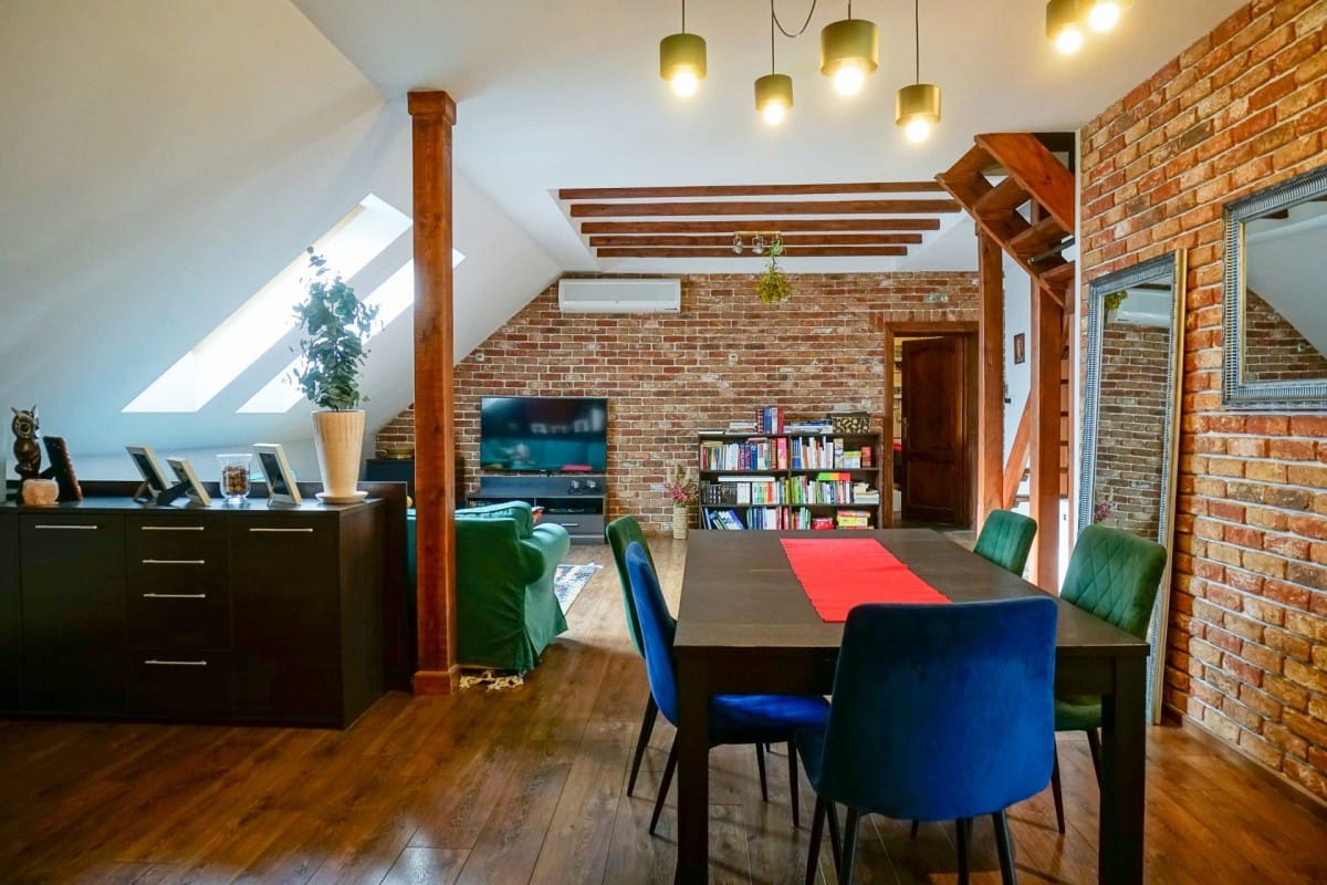 Dom 4 pokojowe na Sprzedaż