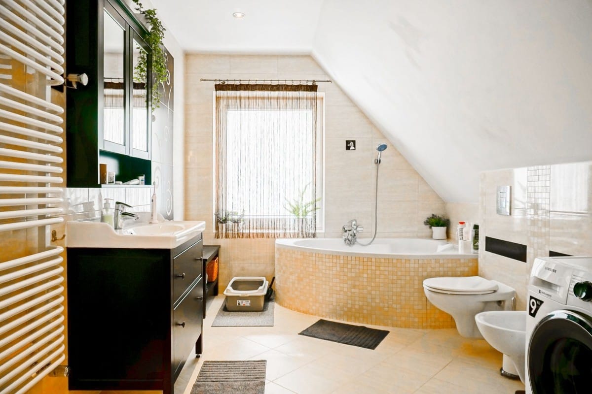 Dom 4 pokojowe na Sprzedaż