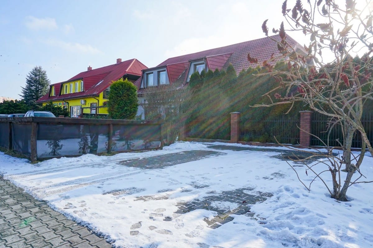 Dom 4 pokojowe na Sprzedaż