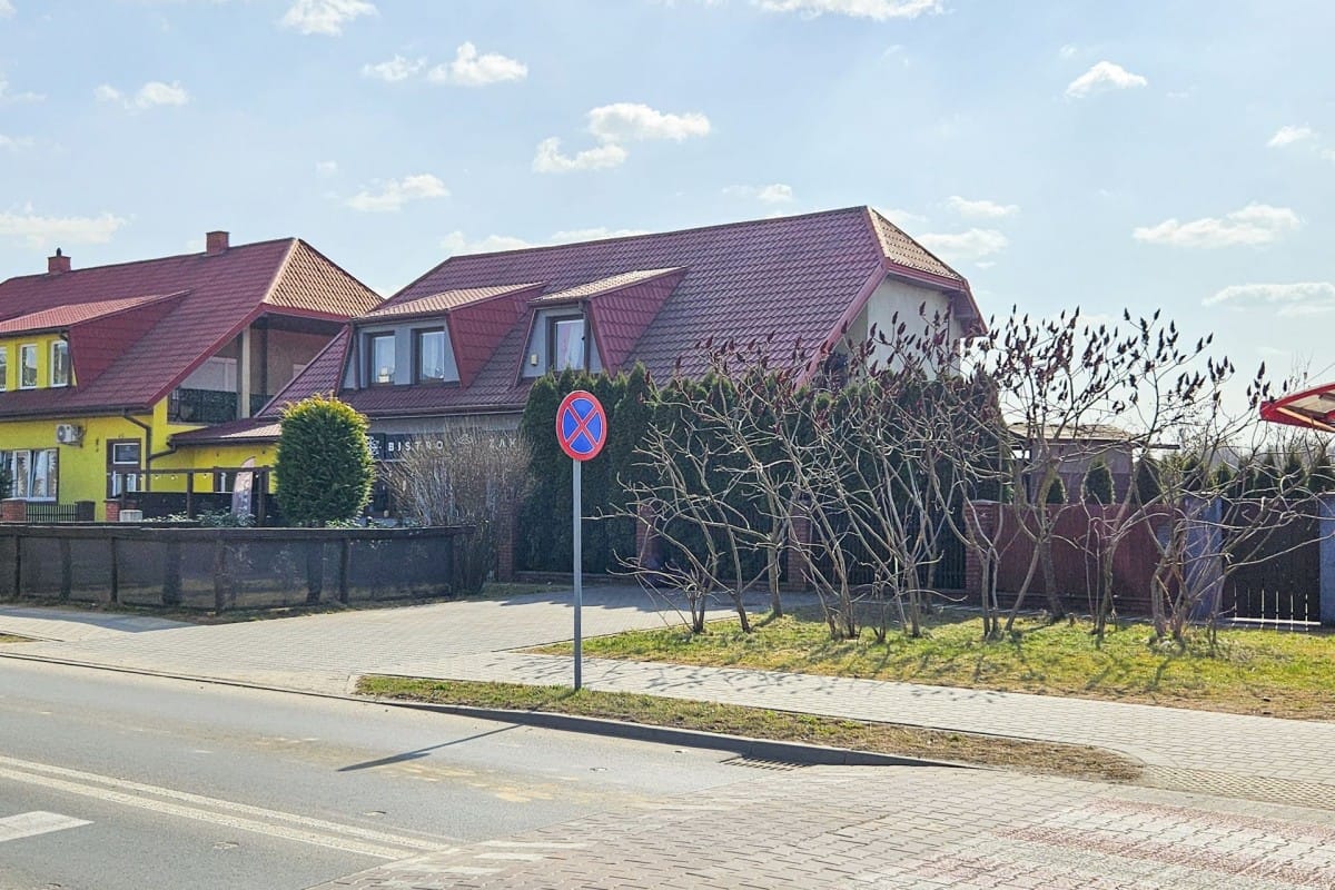 Dom 4 pokojowe na Sprzedaż