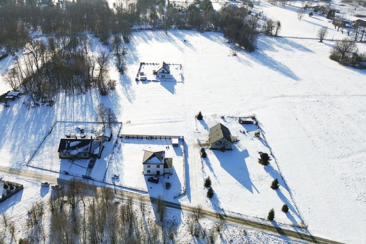 Działka  pokojowe na Sprzedaż