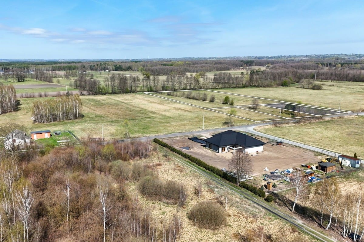 Działka  pokojowe na Sprzedaż