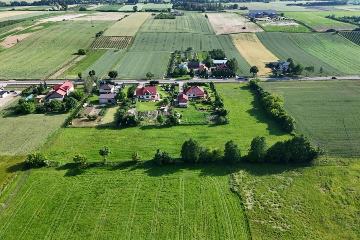 Działka  pokojowe na Sprzedaż