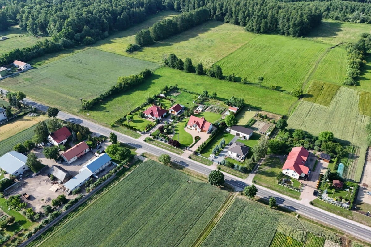 Działka  pokojowe na Sprzedaż