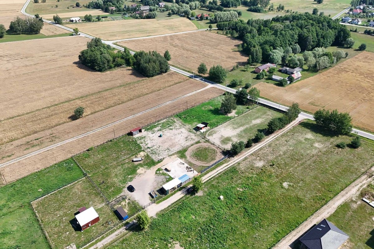 Działka  pokojowe na Sprzedaż