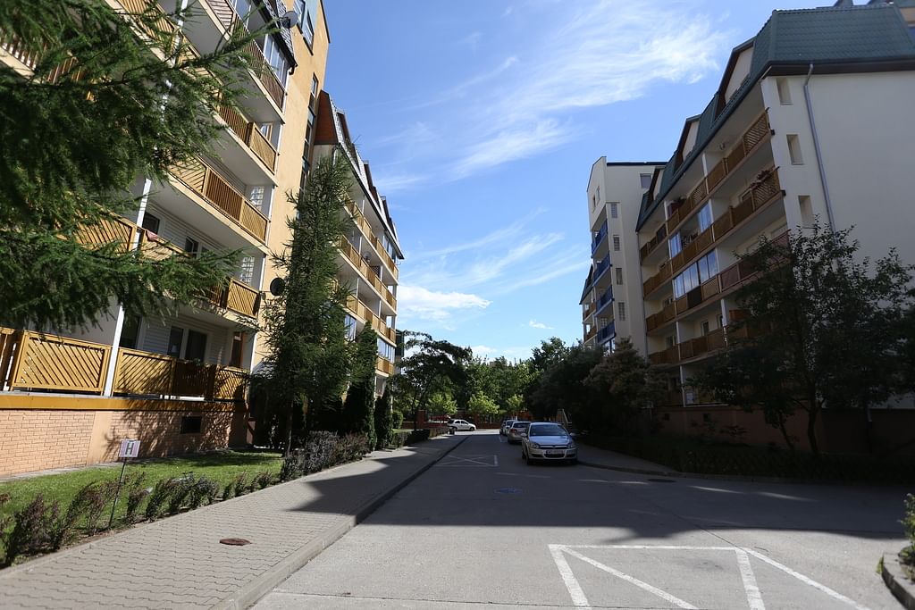 Mieszkanie 3 pokojowe na Sprzedaż