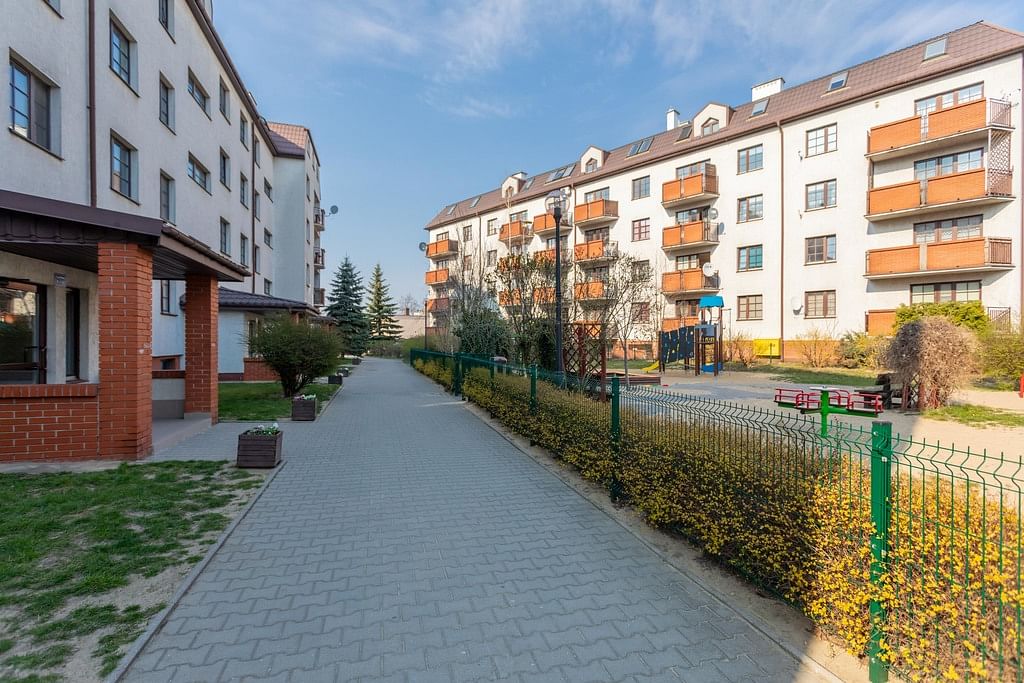 Mieszkanie 4 pokojowe na Sprzedaż
