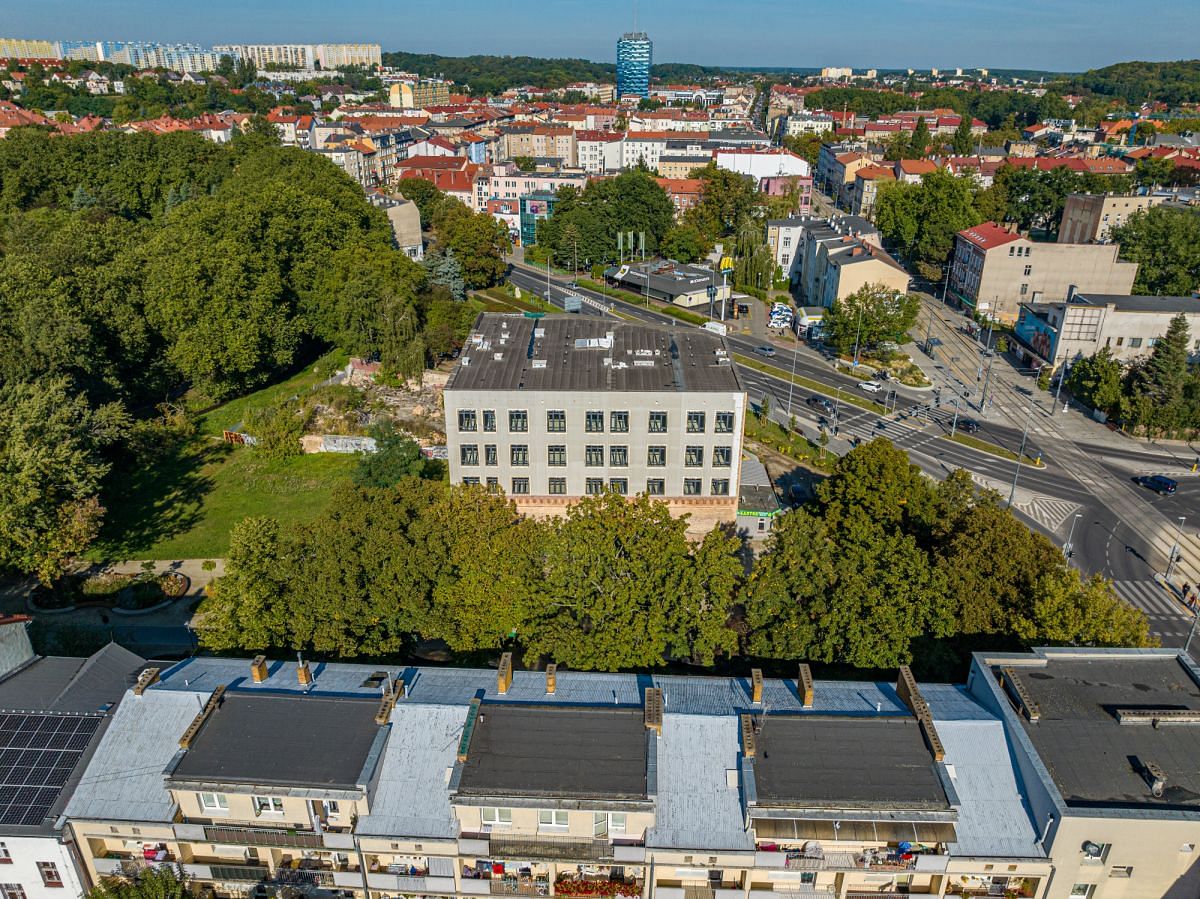 Lokal użytkowy  pokojowe na Sprzedaż