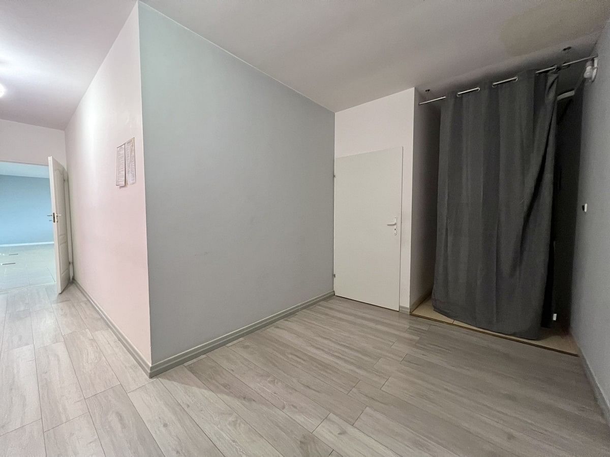 Lokal użytkowy  pokojowe na Wynajem