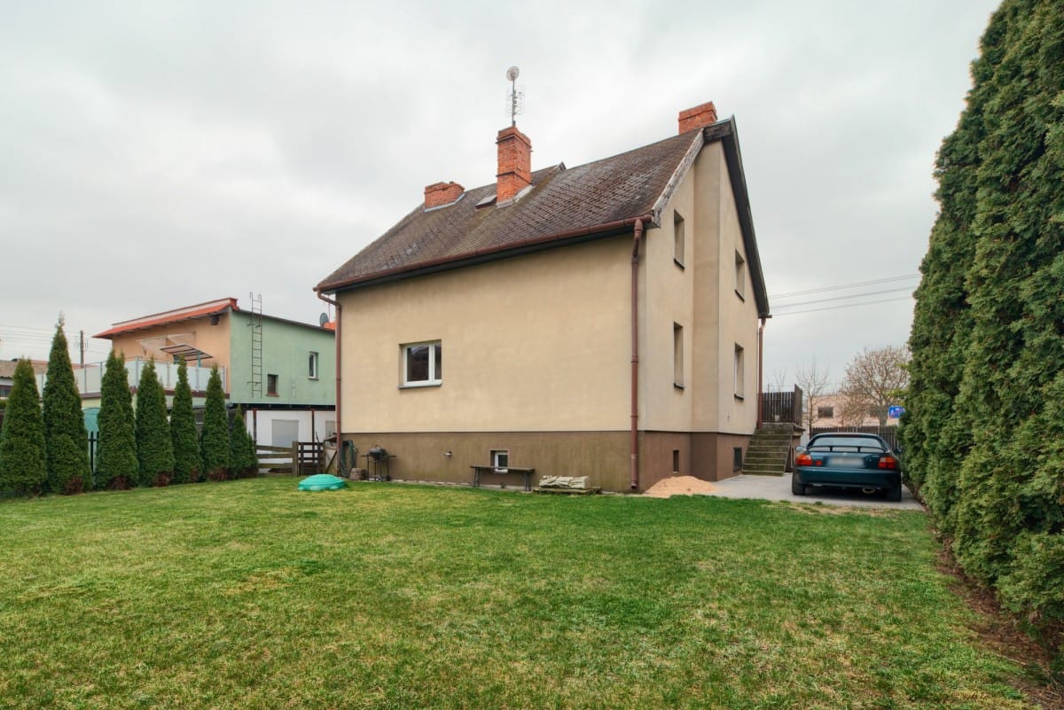 Dom 5 pokojowe na Sprzedaż