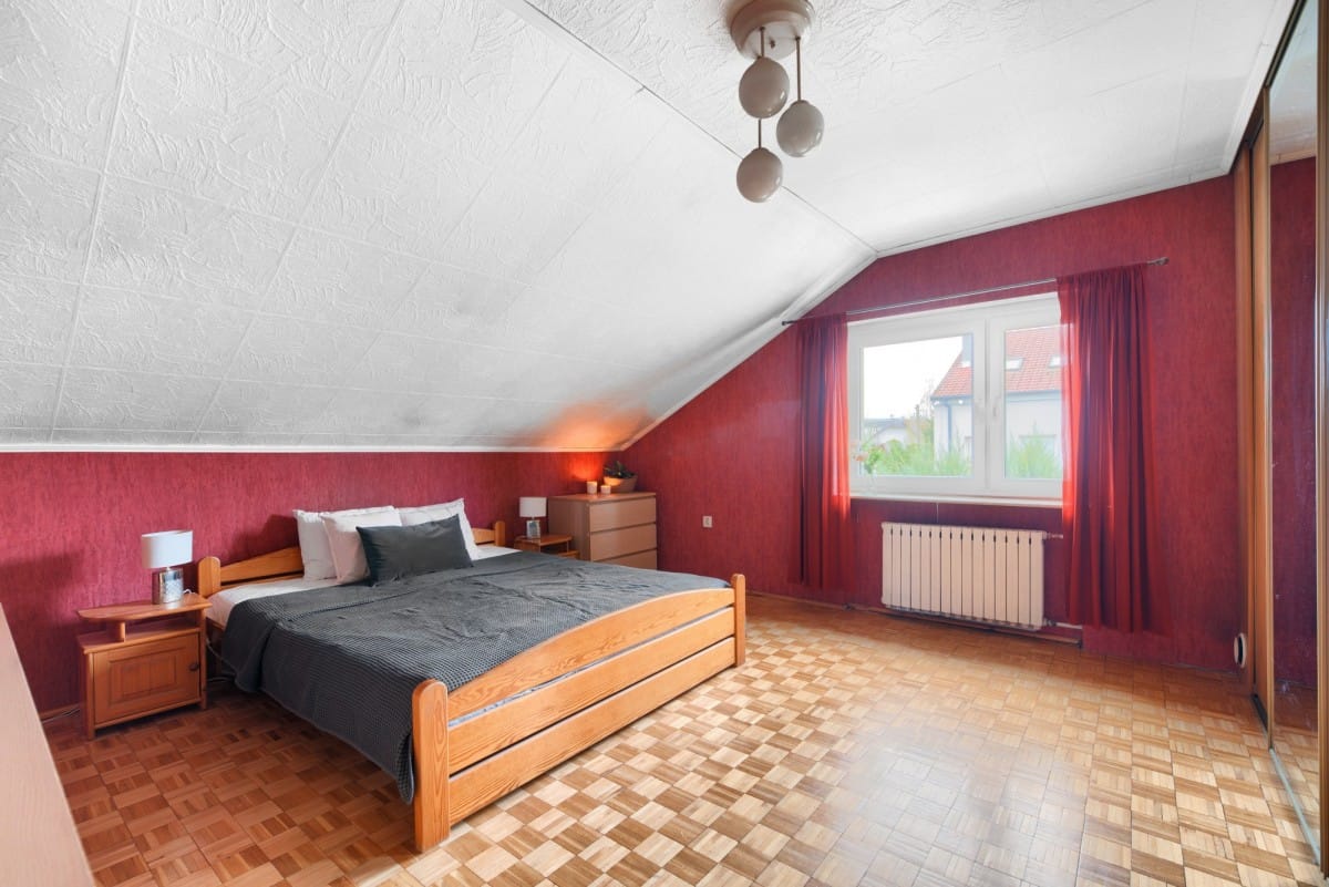 Dom 5 pokojowe na Sprzedaż