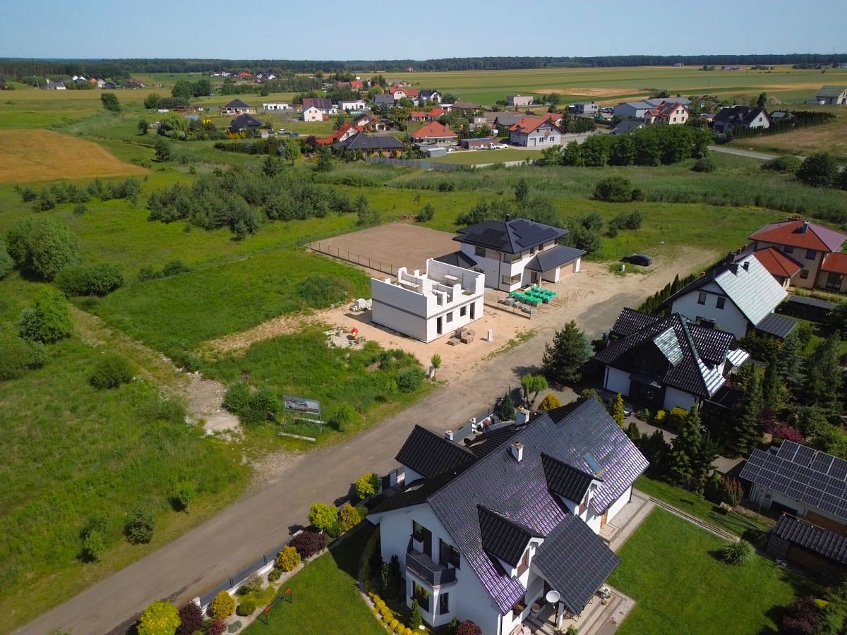 Dom 4 pokojowe na Sprzedaż