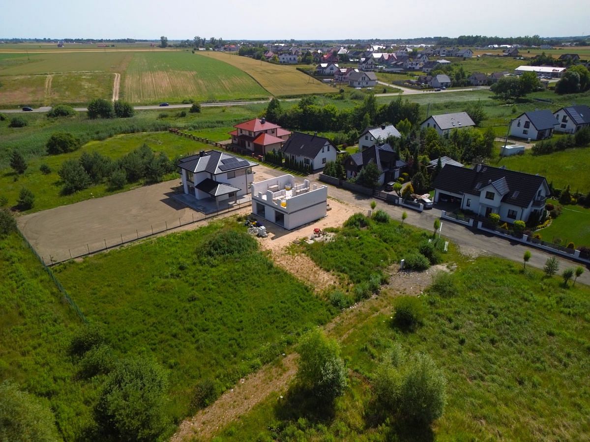 Dom 4 pokojowe na Sprzedaż