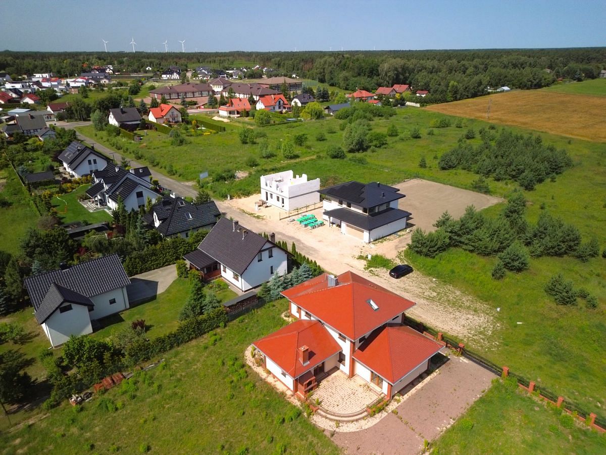 Dom 4 pokojowe na Sprzedaż