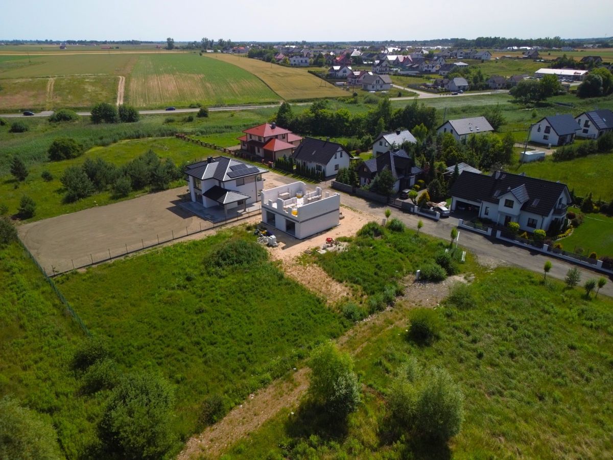 Dom 4 pokojowe na Sprzedaż