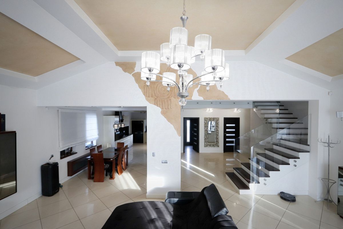 Dom 7 pokojowe na Sprzedaż