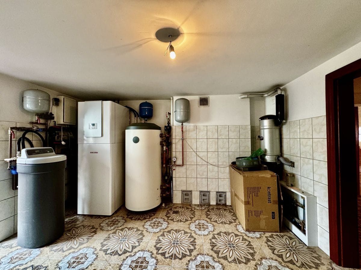 Dom 5 pokojowe na Sprzedaż