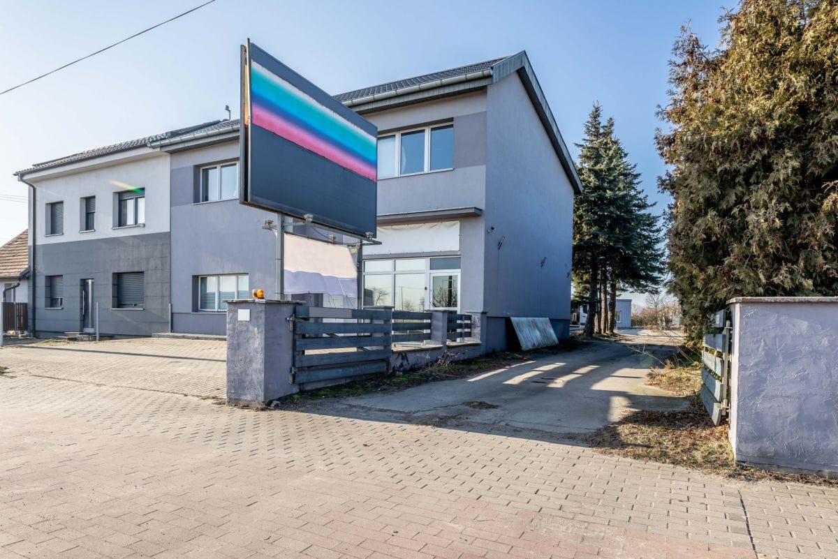 Dom 6 pokojowe na Sprzedaż