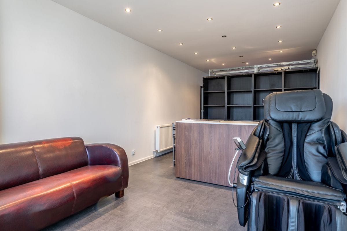 Dom 6 pokojowe na Sprzedaż