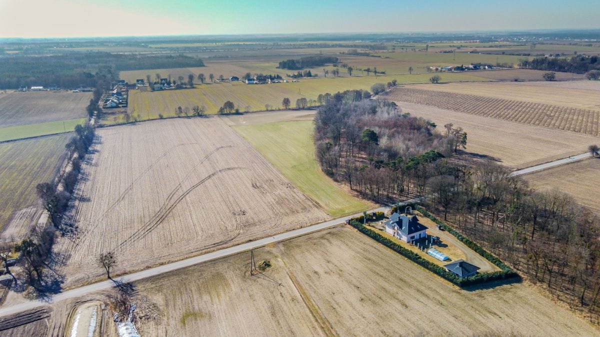 Działka  pokojowe na Sprzedaż