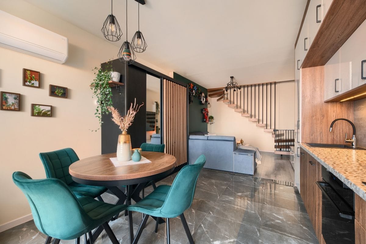 Dom 4 pokojowe na Sprzedaż