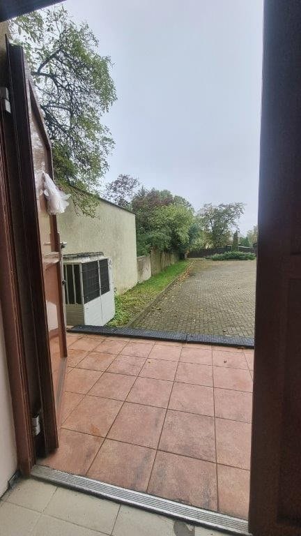 Lokal użytkowy  pokojowe na Sprzedaż