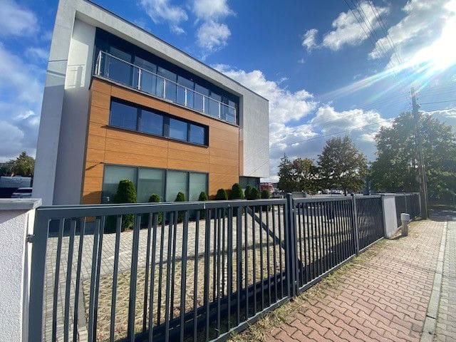 Lokal użytkowy  pokojowe na Wynajem