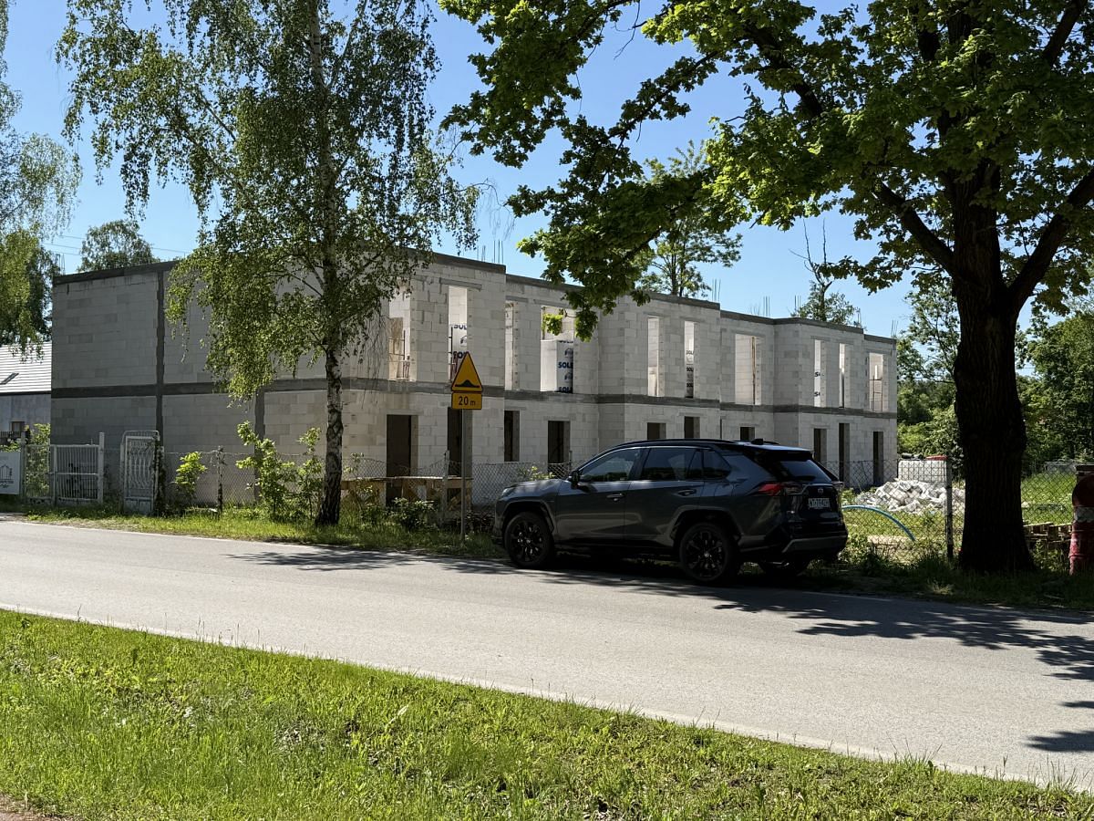 Dom 5 pokojowe na Sprzedaż