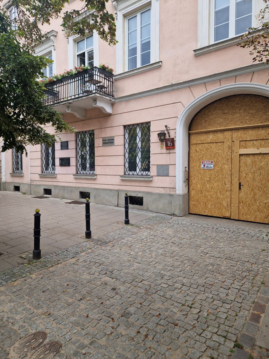 Lokal użytkowy  pokojowe na Wynajem