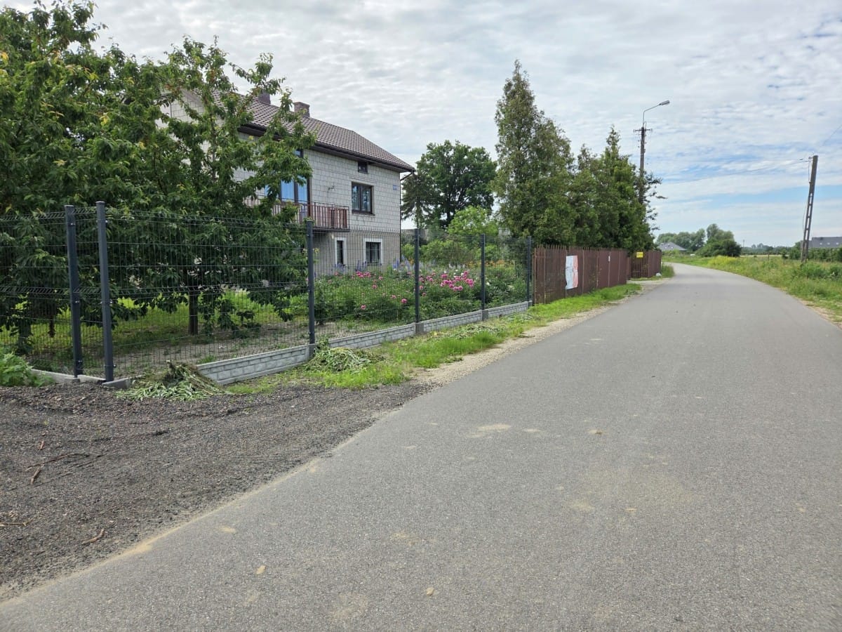 Działka  pokojowe na Sprzedaż