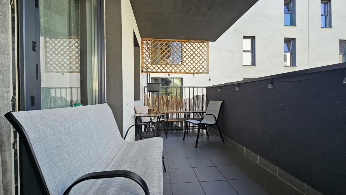 Mieszkanie 4 pokojowe na Sprzedaż