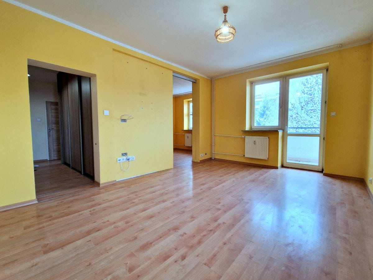 Mieszkanie 3 pokojowe na Sprzedaż