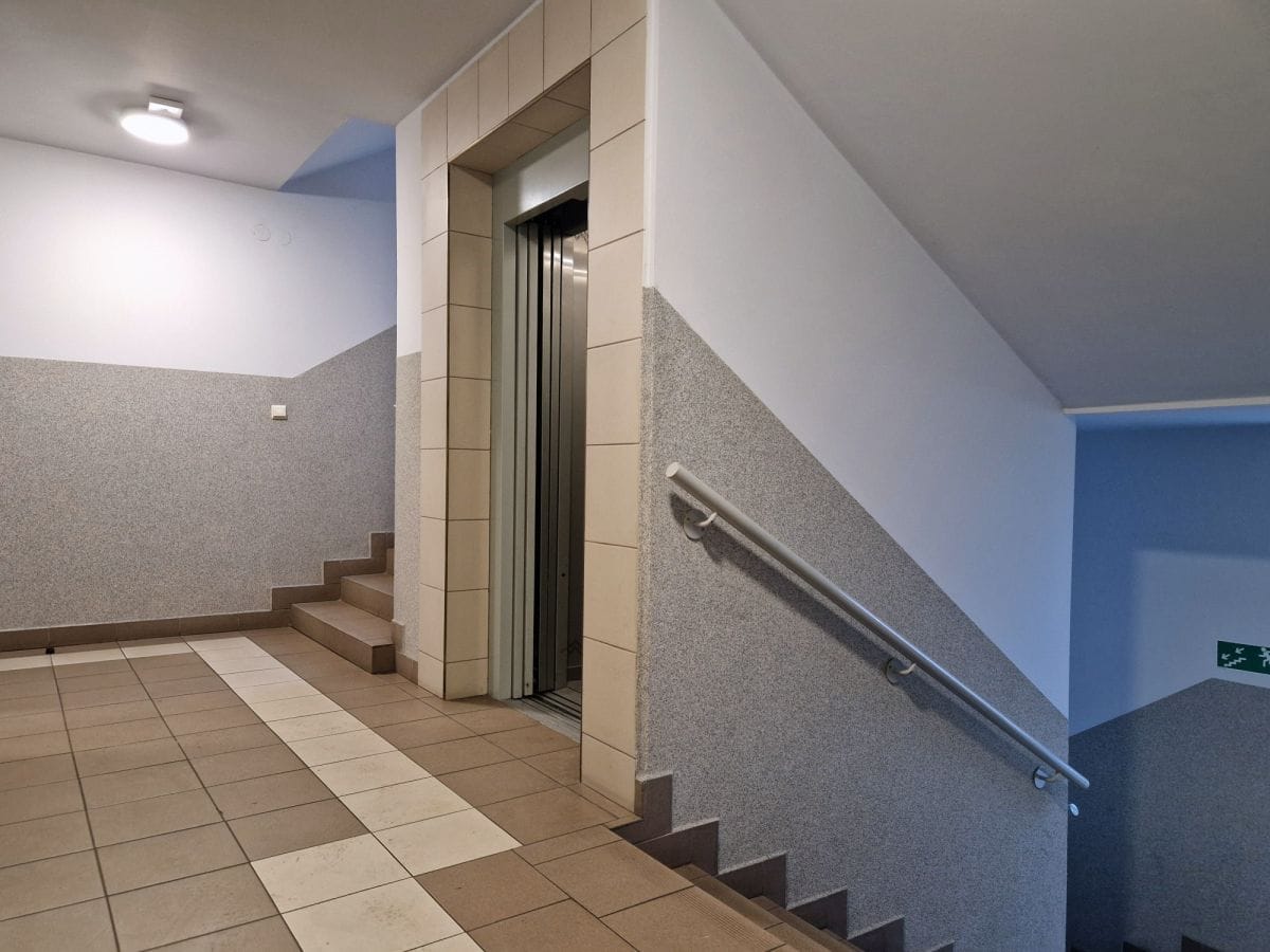 Lokal użytkowy  pokojowe na Wynajem