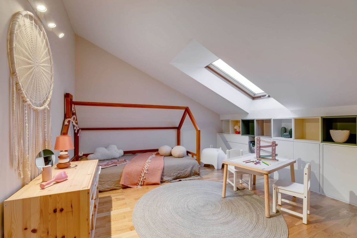 Mieszkanie 4 pokojowe na Sprzedaż