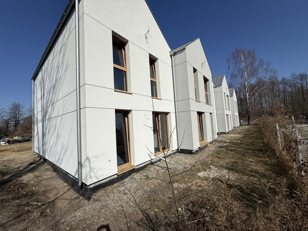 Dom 5 pokojowe na Sprzedaż