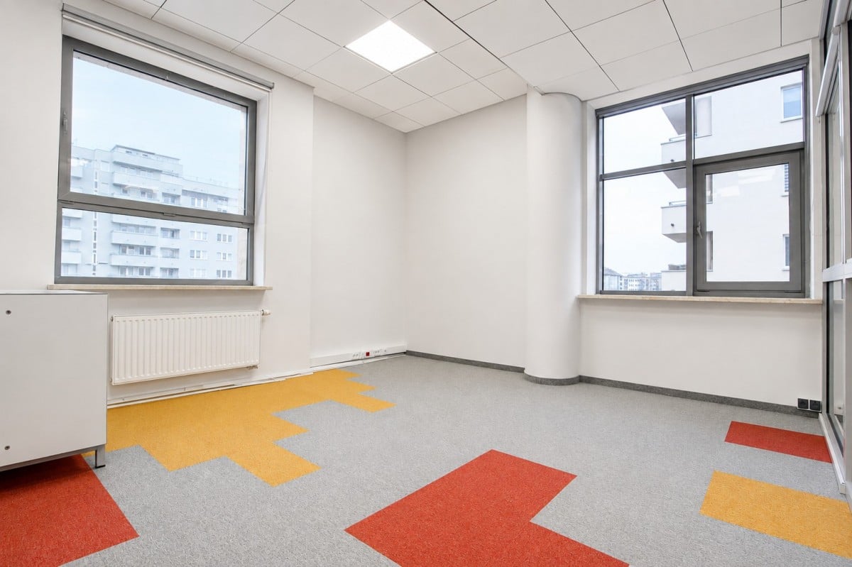 Lokal użytkowy  pokojowe na Wynajem