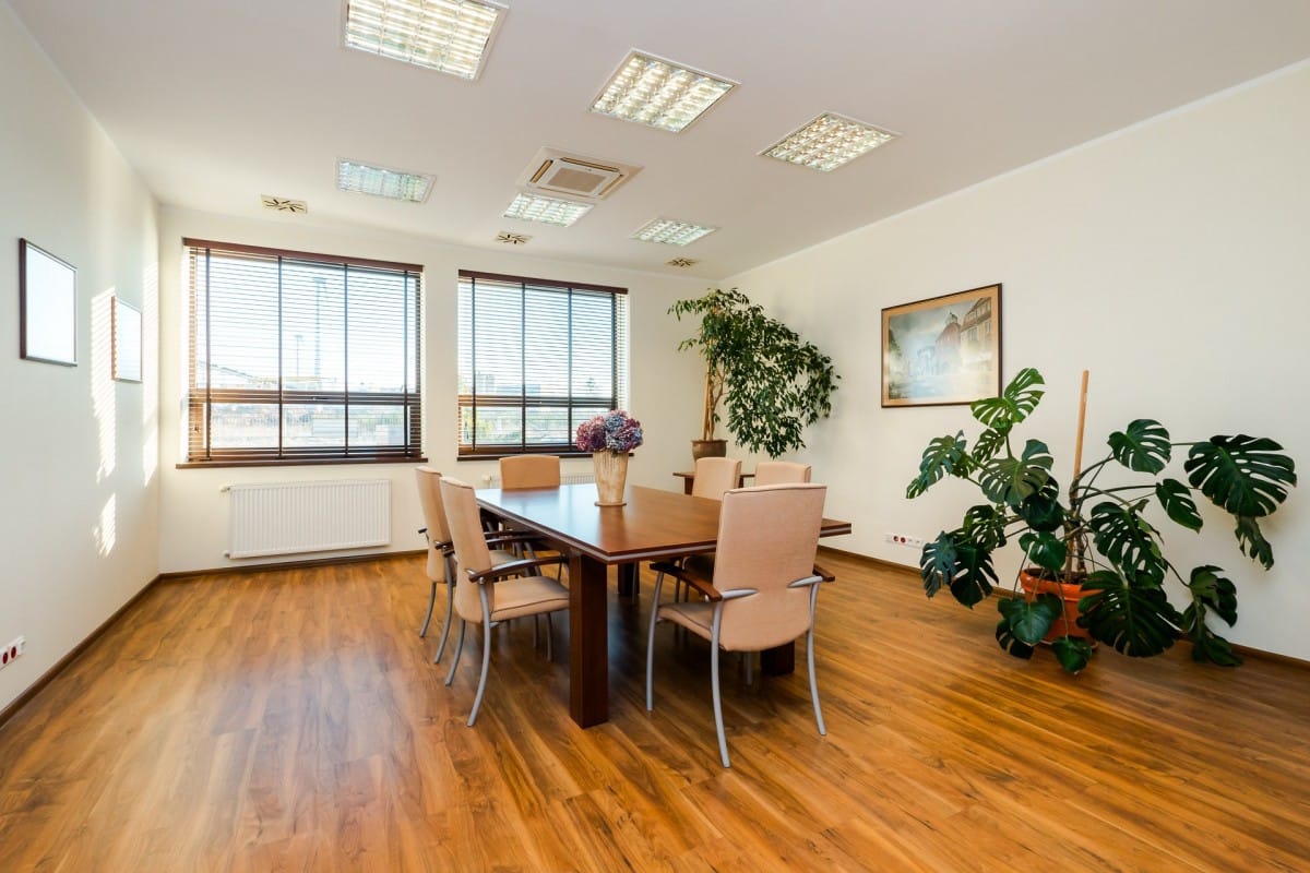 Lokal użytkowy  pokojowe na Sprzedaż