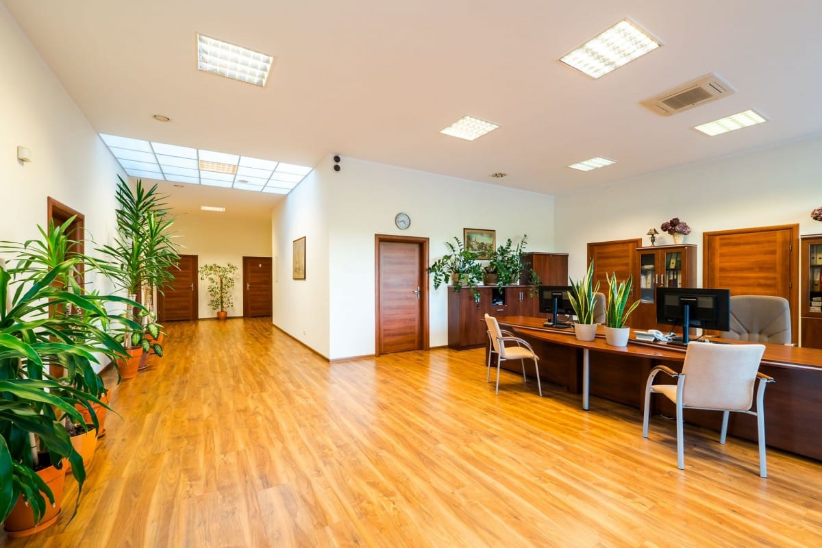 Lokal użytkowy  pokojowe na Sprzedaż