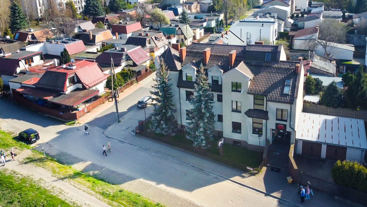 Lokal użytkowy  pokojowe na Sprzedaż