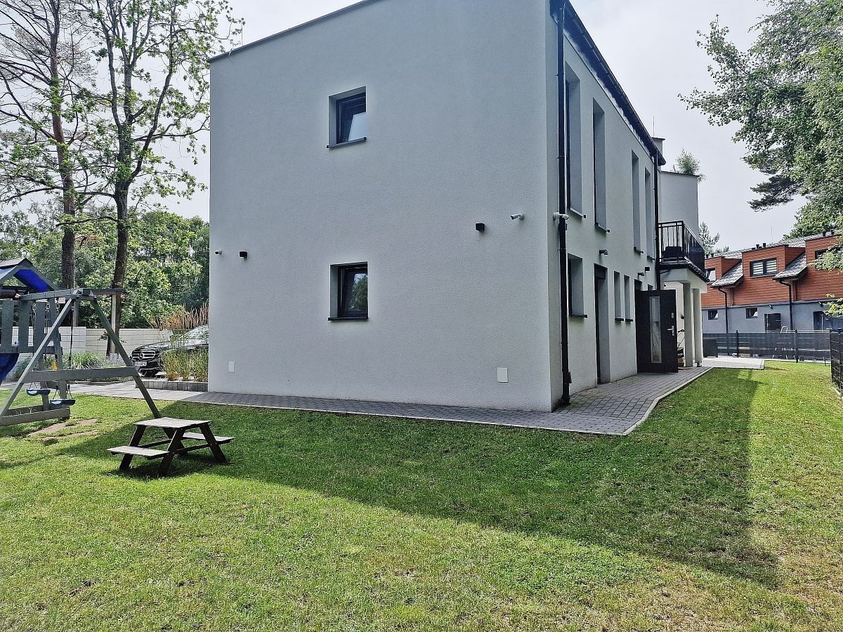 Lokal użytkowy  pokojowe na Sprzedaż