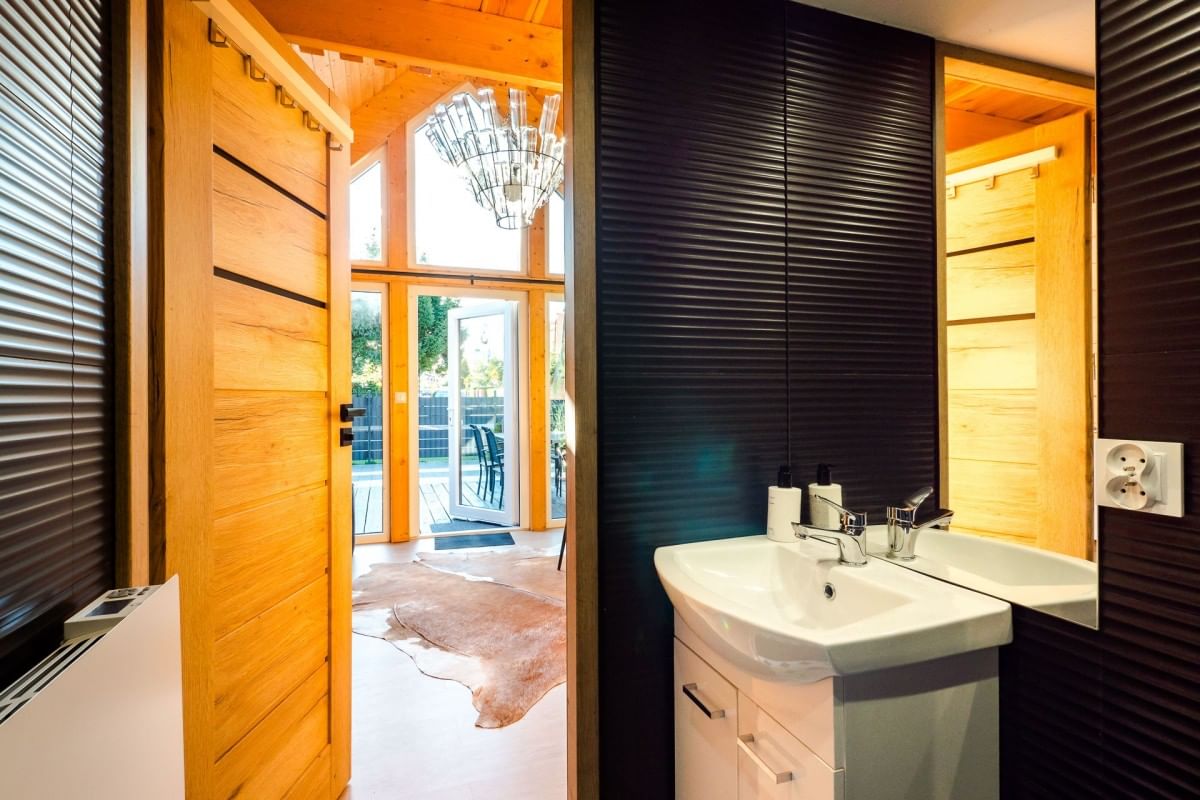 Lokal użytkowy  pokojowe na Sprzedaż