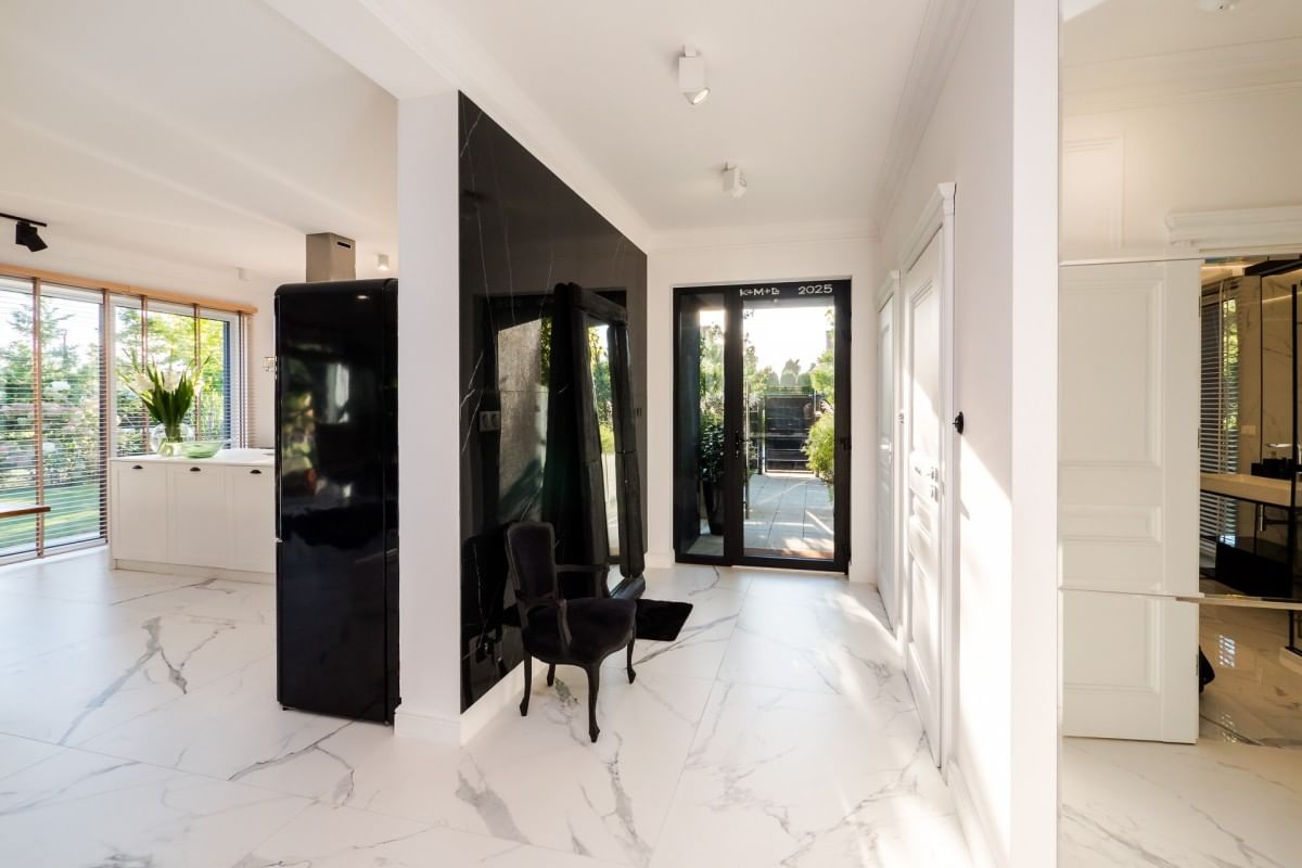 Lokal użytkowy  pokojowe na Sprzedaż